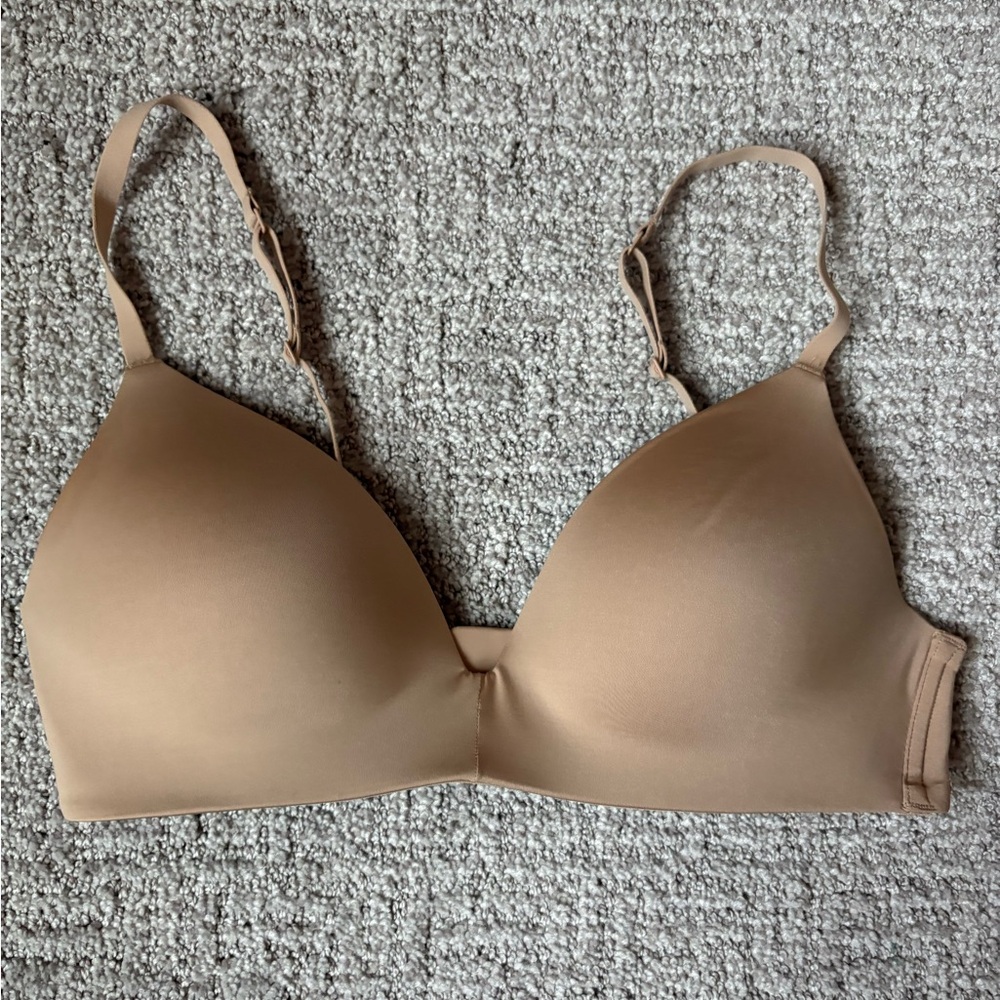 SKIMS Smooth Nude Bra